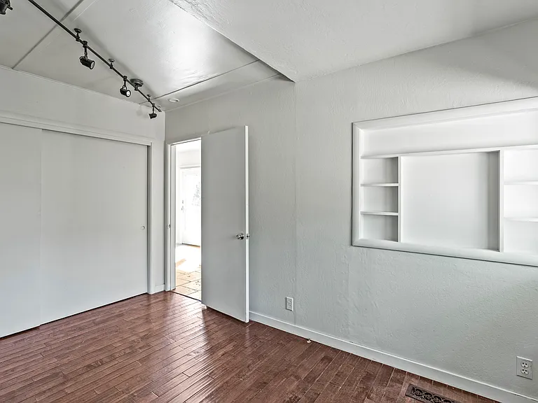 11 Lukens Pl — Photo 15