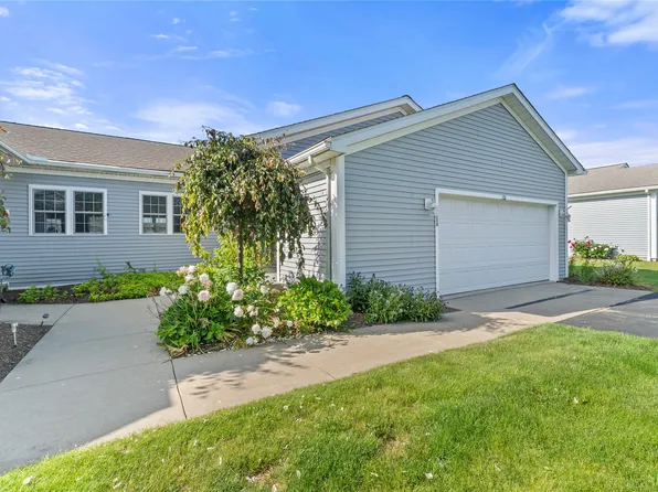 7556 Anchor Dr, Fairview, PA 16415