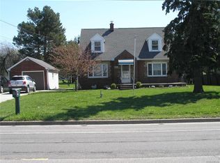 1271 Borden Rd, Depew, NY 14043