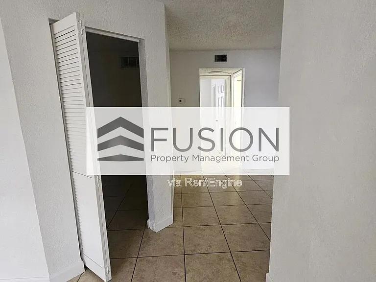 400 NW 65th Ave #123 — Photo 8