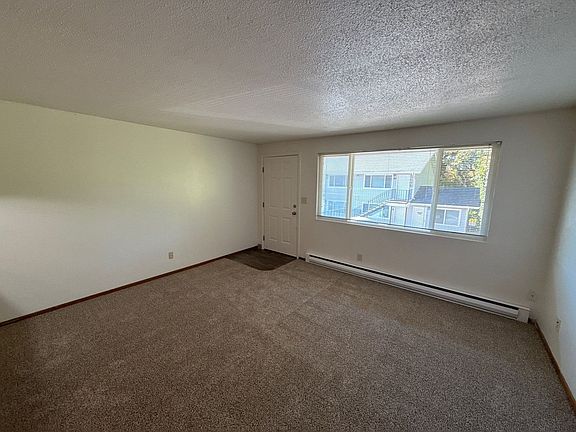2nd image of 1015 5th Ave SW APT 9