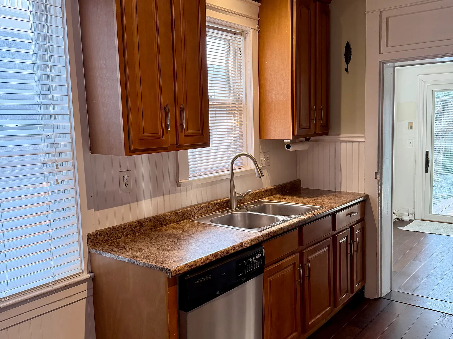 4 bed, 1800 sqft, $1,800 — Photo 4