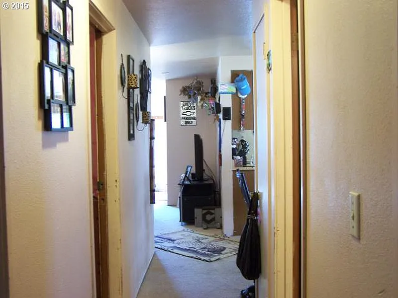 Thumbnail 13