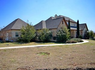 324 Broken Lance Dr, Dripping Springs, TX 78620