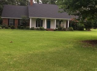 6217 Rodeo Dr, Bastrop, LA 71220