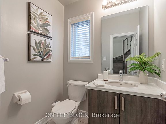 4th image of 125 Leney St