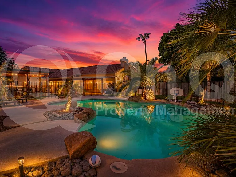 401 S Tiago Dr — Photo 2
