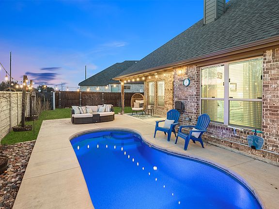 2nd image of 421 Monarch Way