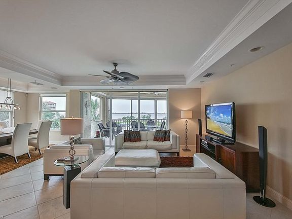 Great Room ~ Open Floor Arrangement