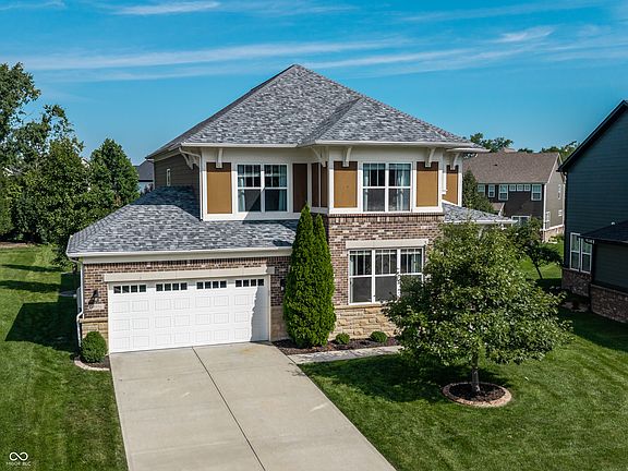 3rd image of 14936 W Black Wolf Run Dr