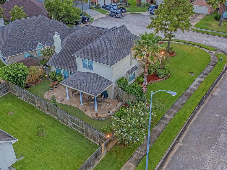 9514 Trailing Moss Dr — Photo 42