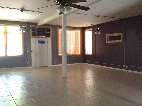 3rd image of 714 17th St