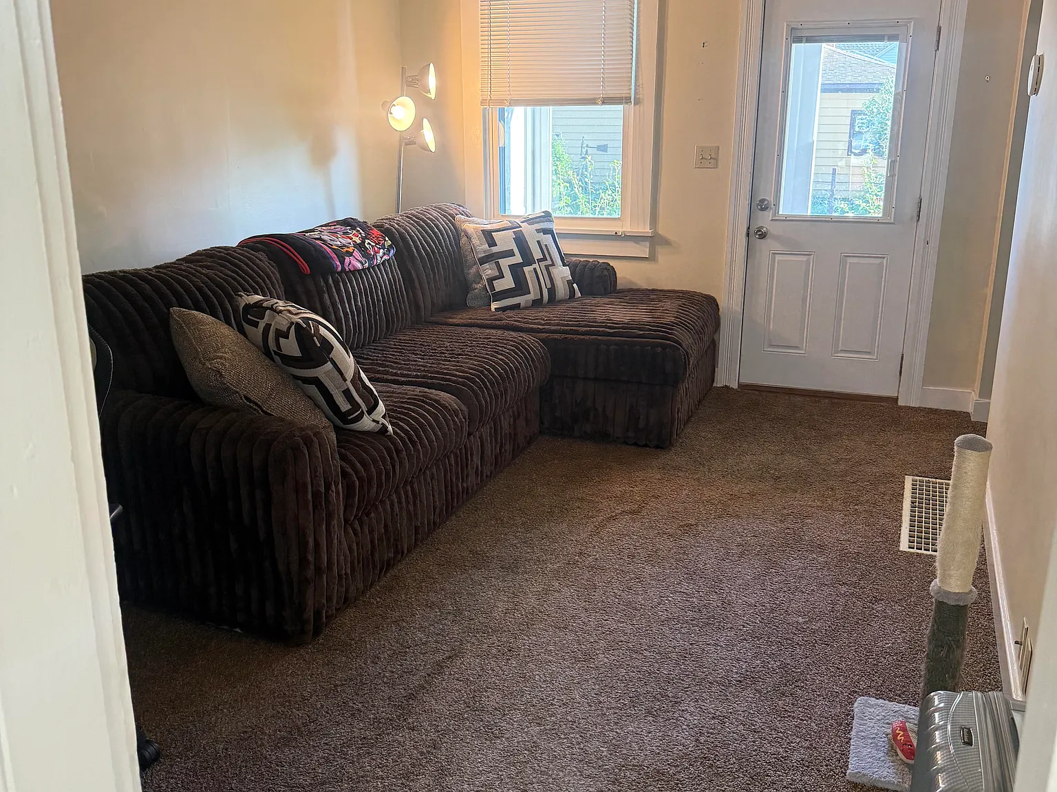 1 bed, 600 sqft, $650 — Photo 2