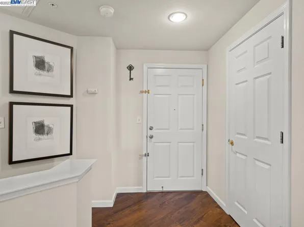 38700 Tyson Ln APT 301A, Fremont, CA 94536