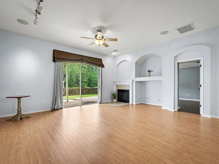 711 Sid Dr — Photo 15