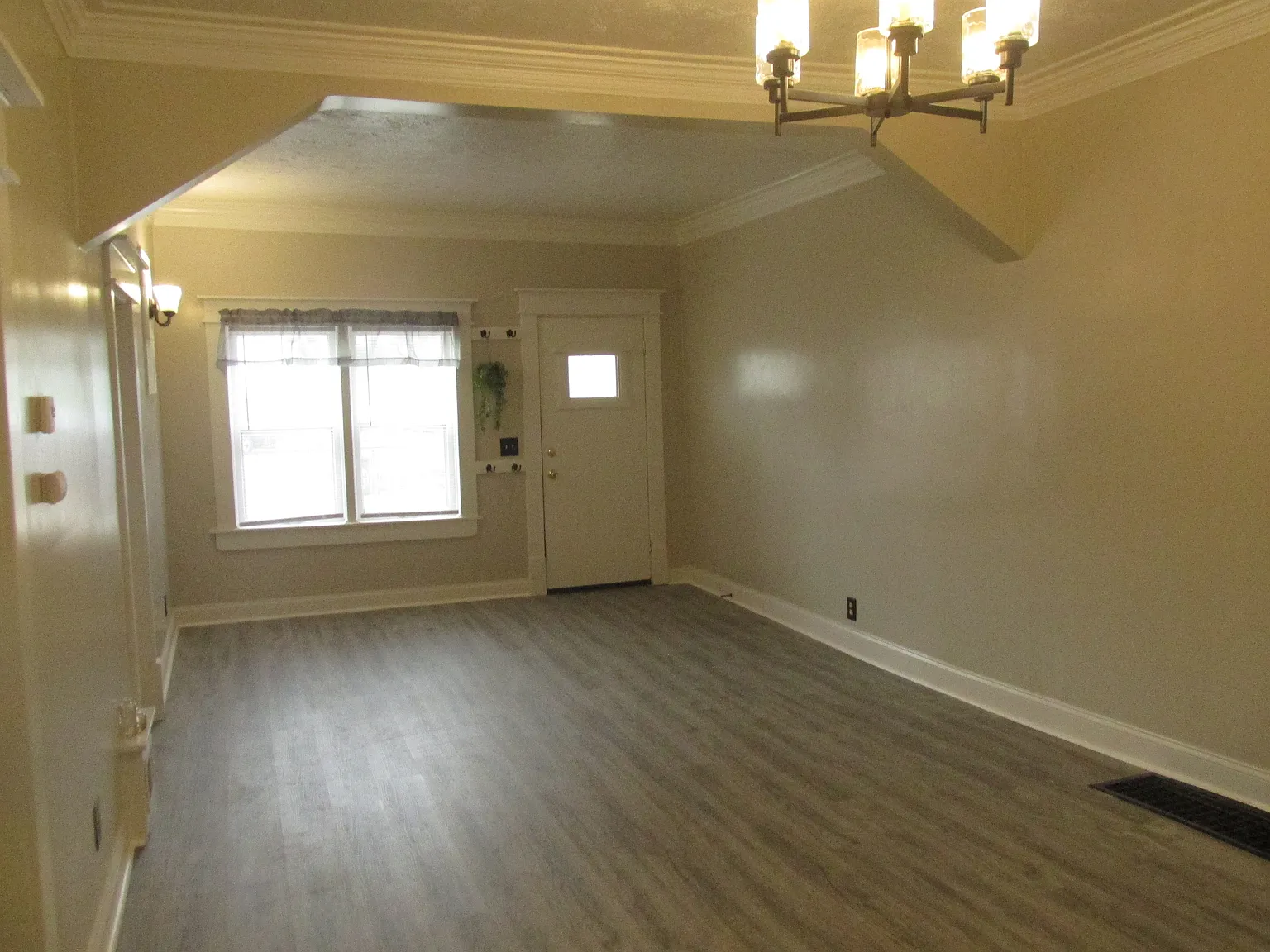 2 bed, 1200 sqft, $1,495 — Photo 2