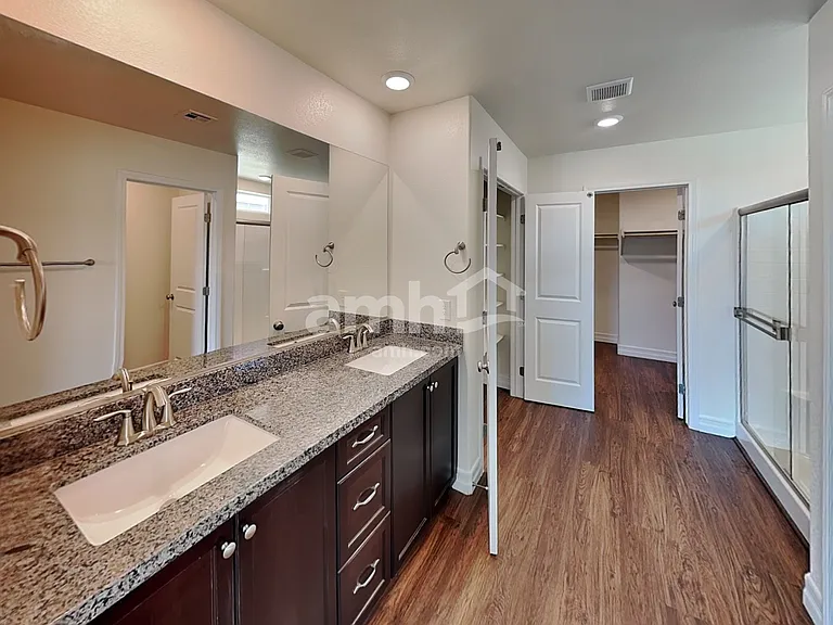 948 Nero Ave — Photo 11