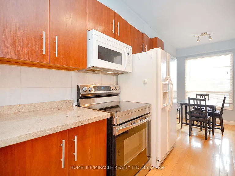 2335 Council Ring Rd — Photo 18