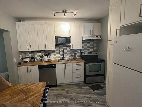 2nd image of 635 Brown St