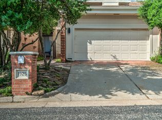 1925 Three Stars Rd, Edmond, OK 73034