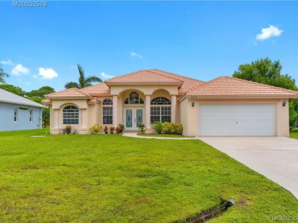 2255 SE Powell Ct, Port Saint Lucie, FL 34952