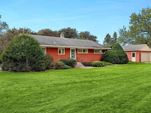 3200 Floral LANE, La Crosse, WI 54601