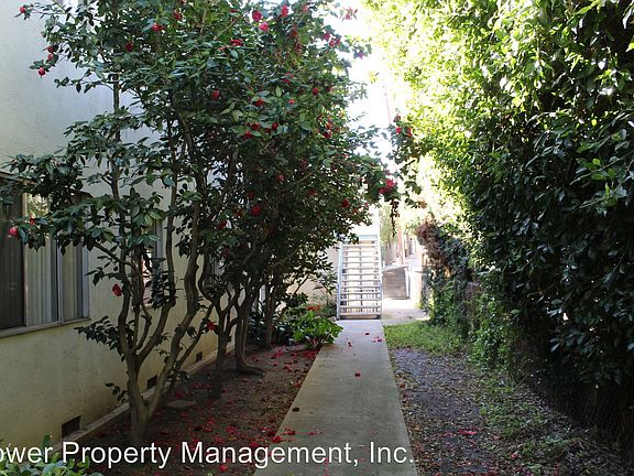 2nd image of 1549 S Westgate Ave APT 2