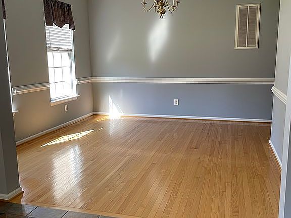 5th image of 333 Lynchburg Dr