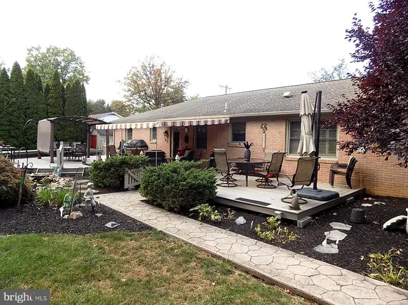 210 Shively Rd, Chambersburg, PA 17202