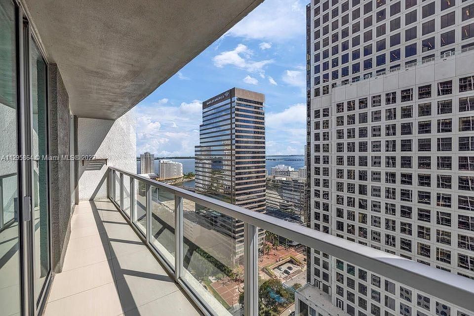 1st image of 500 Brickell Ave APT 3010