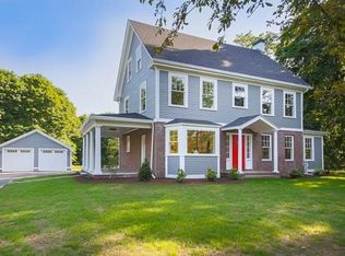 29 Monument St, Wenham, MA 01984