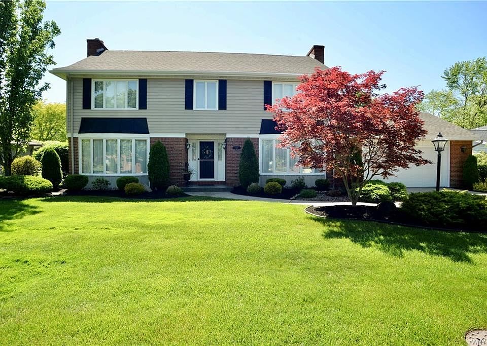 1st image of 222 Hunters Ln