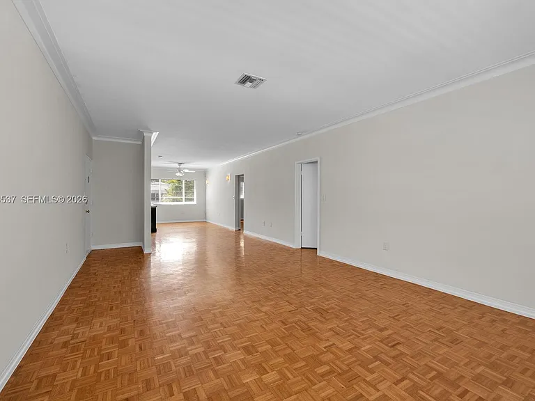 940 Sevilla Ave #206 — Photo 3