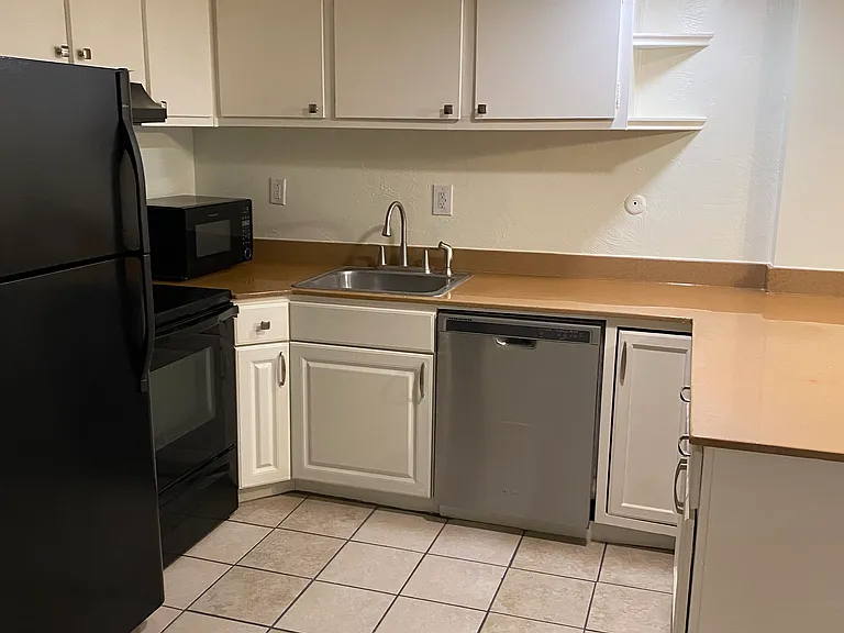 The North Main Apartments — Photo 25