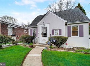 222 Robbins St, Philadelphia, PA 19111