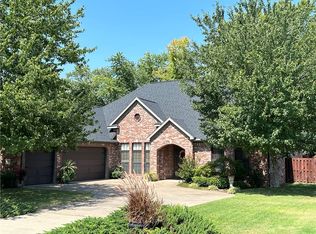 4298 Carriage Crossing Ln, Springdale, AR 72762