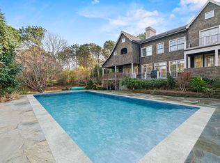 102 McGregor Dr, Southampton, NY 11968