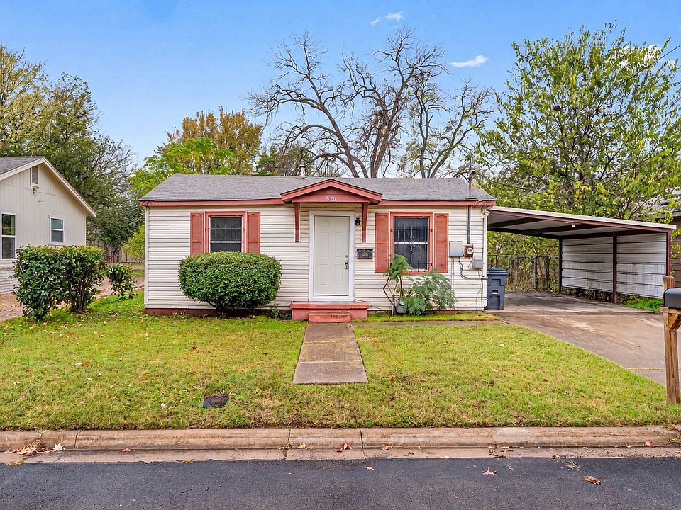 1st image of 820 E Pecan Ave