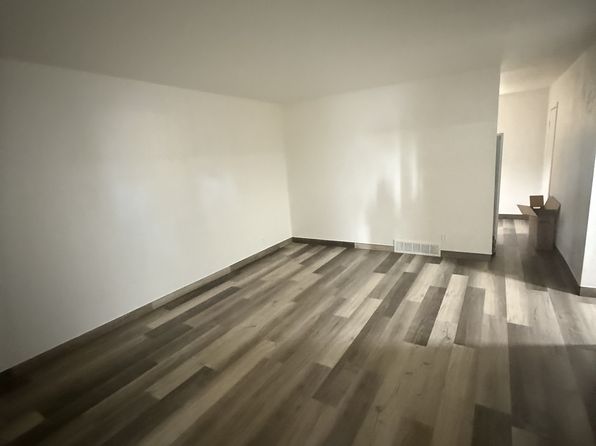 1030 Dayton St #2
