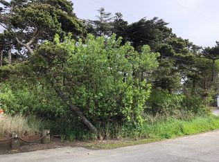 SE 2nd Ct, Lincoln City, OR