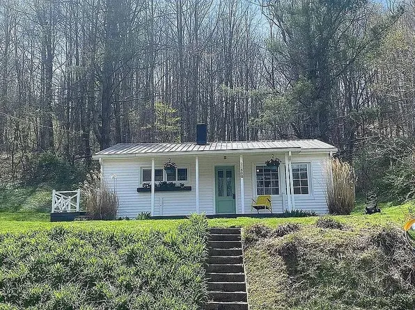 28602 Smyth Chapel Rd, Meadowview, VA 24361