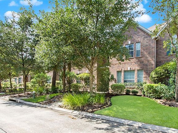 4th image of 27 Avenswood Pl