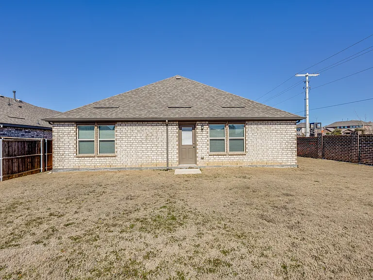 6020 Halton Dr — Photo 24