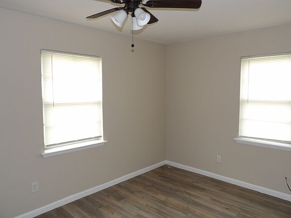 5th image of 2420 NW 42nd St