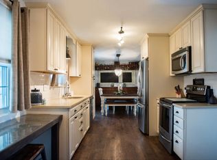 329 Tenby Chase Dr, Delran, NJ 08075