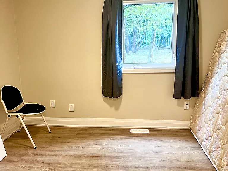 2525 Vivian Rd #2 — Photo 5