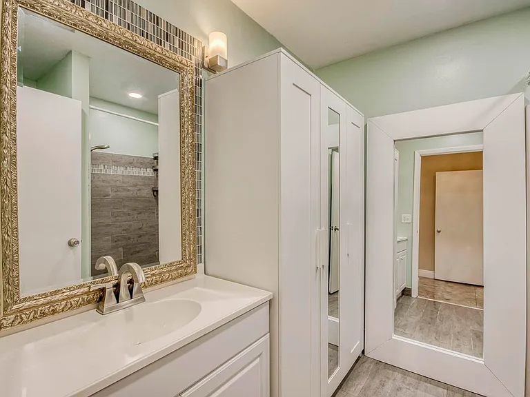 9109 SW 21st St E — Photo 15