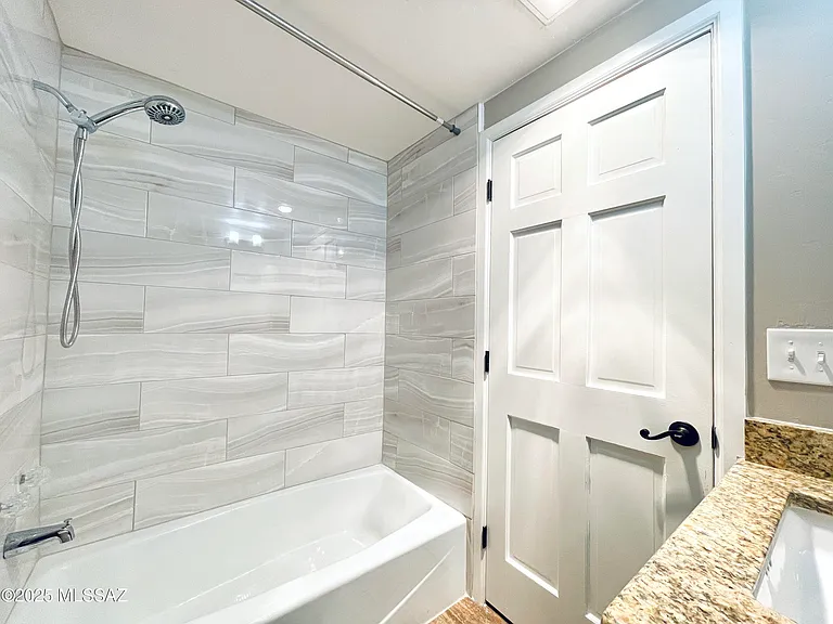 12825 E Cape Horn Dr — Photo 43