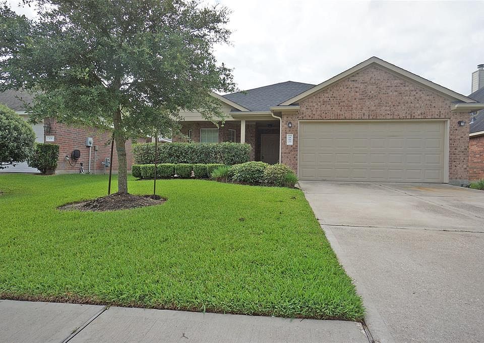1st image of 903 Glen Abbey Dr