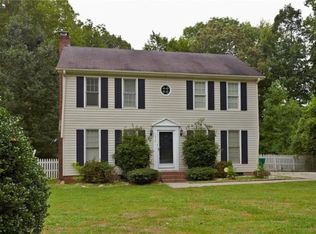 1013 Pineburr Rd, Jamestown, NC 27282